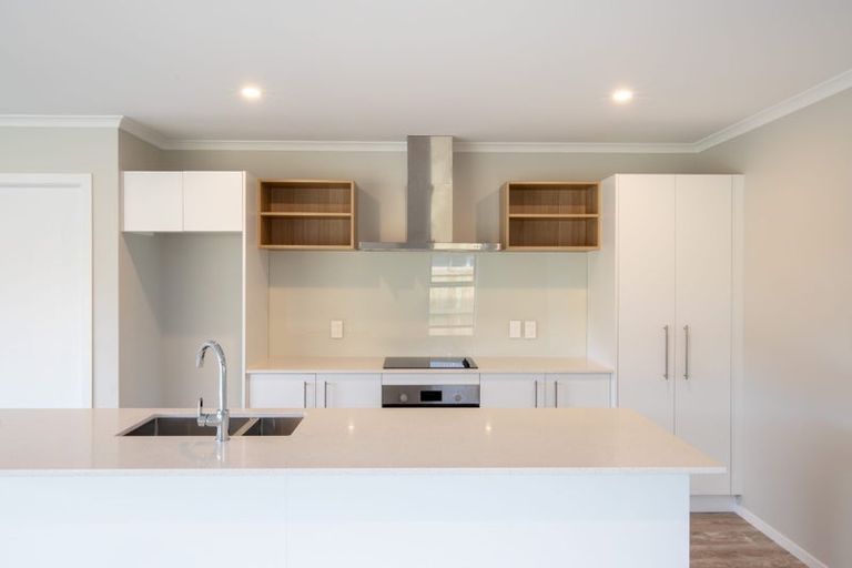 Photo of property in 48 Te Ara O Roimata, Wainuiomata, Lower Hutt, 5014