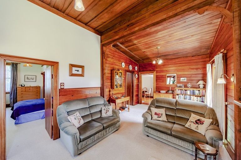 Photo of property in 31 Lyall Street, Tikokino, Waipawa, 4273