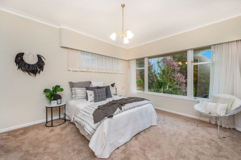 Photo of property in 11 Ingleton Terrace, Fairfield, Hamilton, 3214