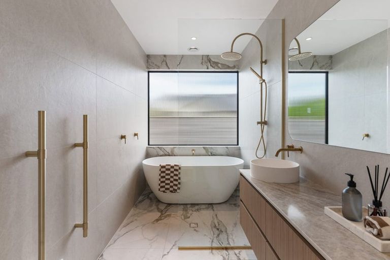 Photo of property in 21 William Gilbert Drive, Mangawhai, 0505