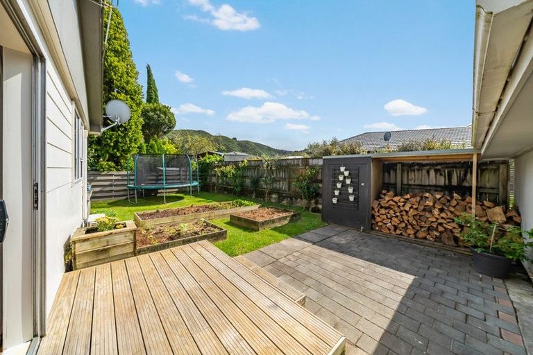 Photo of property in 114 California Drive, Totara Park, Upper Hutt, 5018