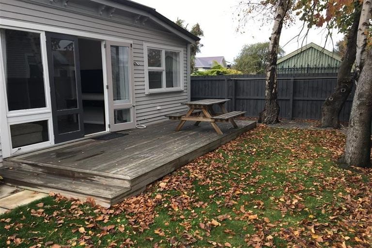 Photo of property in 2/262 Edgeware Road, Edgeware, Christchurch, 8013
