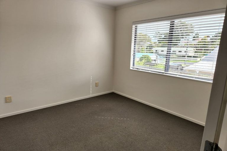 Photo of property in 26 Puriri Street, Helensville, 0800