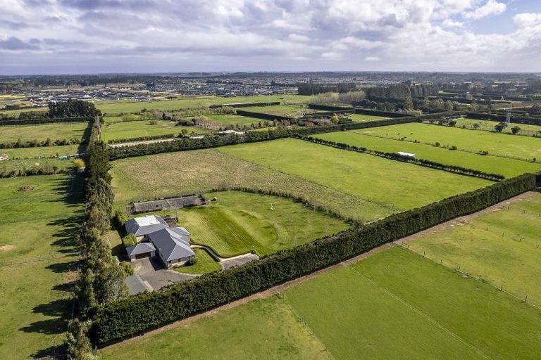 Photo of property in 239 Lawford Road, West Melton, Christchurch, 7676