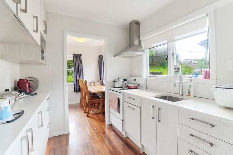 Photo of property in 1/24 Tristram Avenue, Forrest Hill, Auckland, 0620