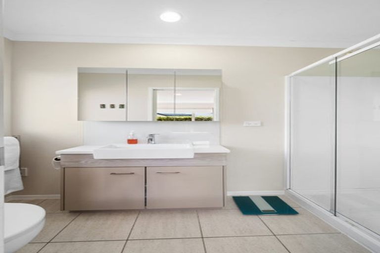 Photo of property in 6 Aviara Court, Northpark, Auckland, 2013