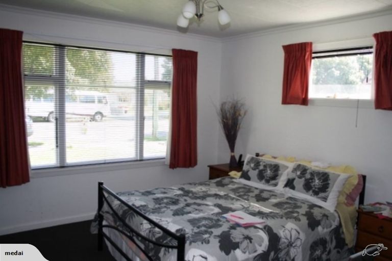 Photo of property in 68 Cutts Road, Russley, Christchurch, 8042