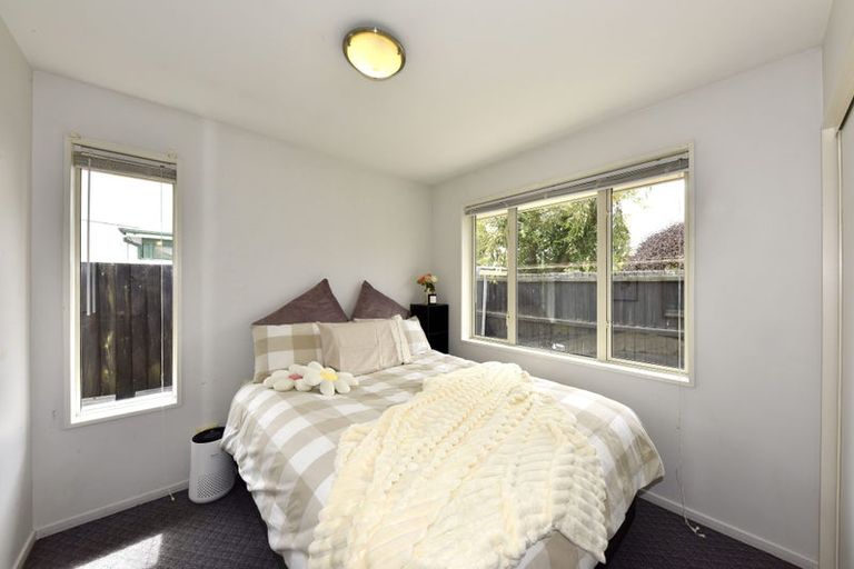 Photo of property in 60d Halswell Road, Hillmorton, Christchurch, 8025