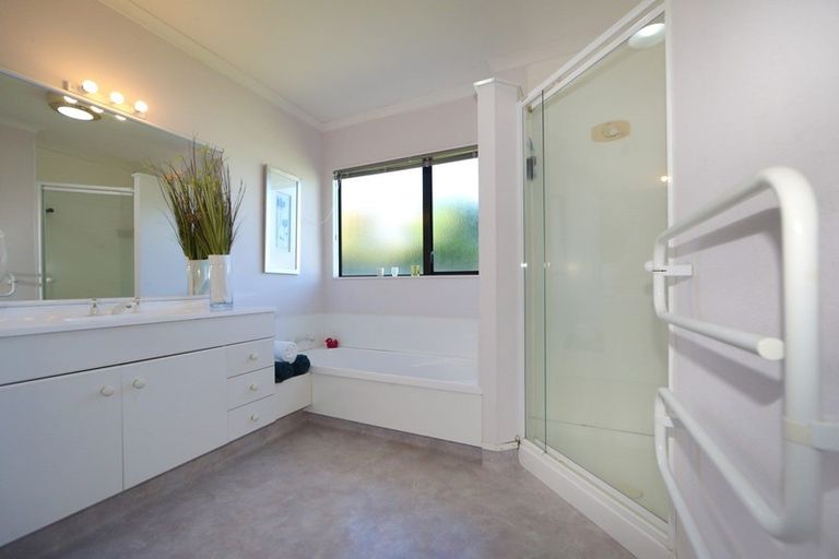 Photo of property in 1 Cadogan Lane, Taradale, Napier, 4112