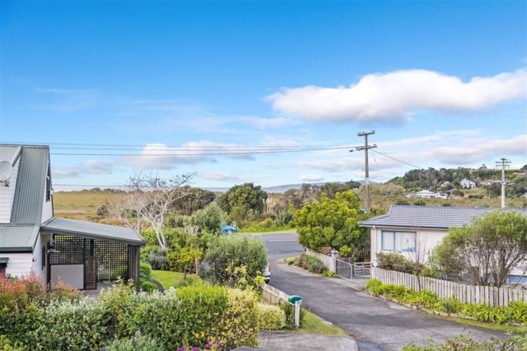 Photo of property in 4 Sunrise Court, Onerahi, Whangarei, 0110
