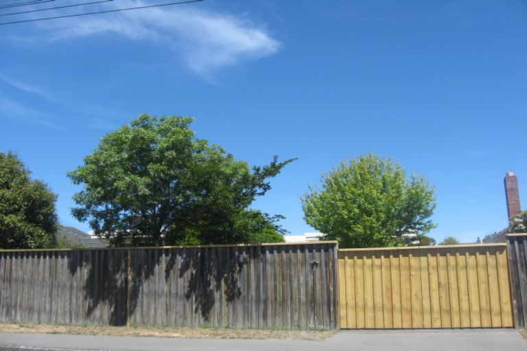 Photo of property in 24 Cossar Street, Burwood, Christchurch, 8083