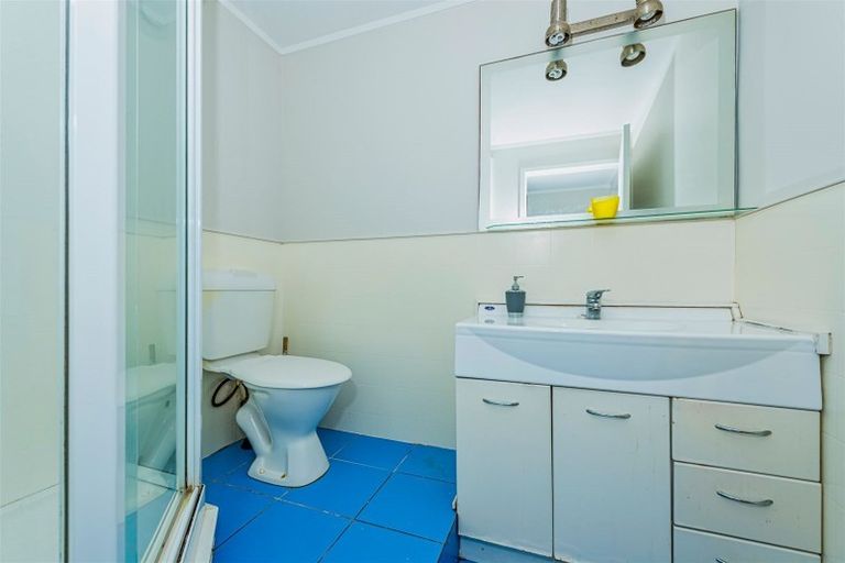 Photo of property in 15 Clearview Heights, Ranui, Auckland, 0612