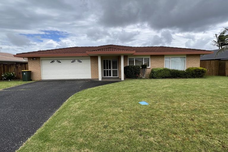 Photo of property in 25 Glenross Drive, Wattle Downs, Auckland, 2103