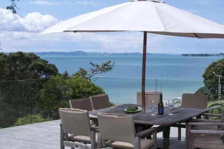 Photo of property in 21a Page Point, Mellons Bay, Auckland, 2014
