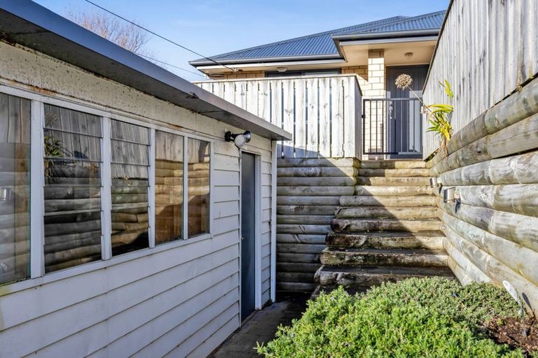 Photo of property in 8 Gladstone Street, Hawera, 4610