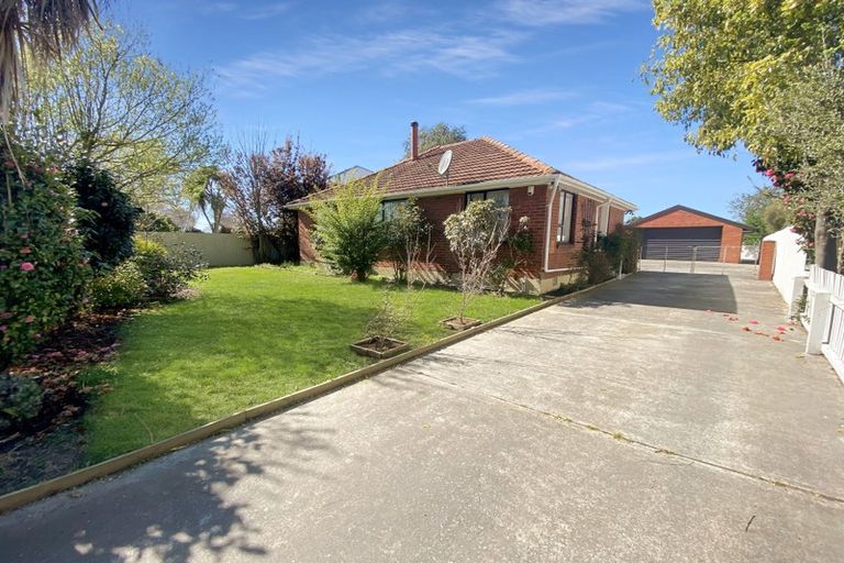 Photo of property in 187 Aorangi Road, Bryndwr, Christchurch, 8053