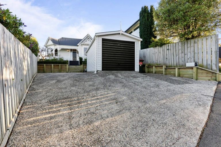 Photo of property in 8 Leven Street, Roslyn, Dunedin, 9010