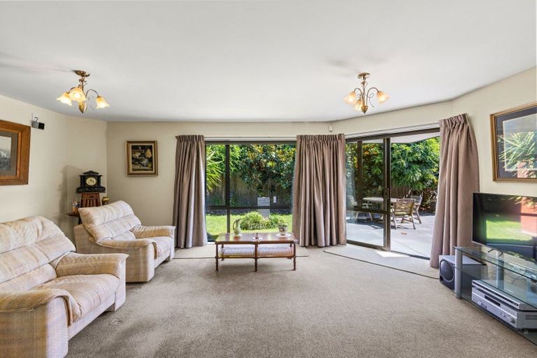 Photo of property in 12 Koura Drive, Rangiora, 7400