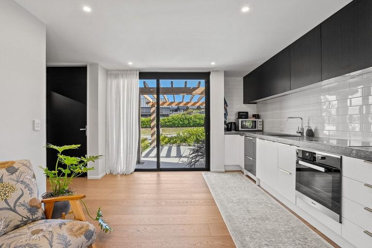 Photo of property in 51 Red Cottage Drive, Lake Hayes, Queenstown, 9304