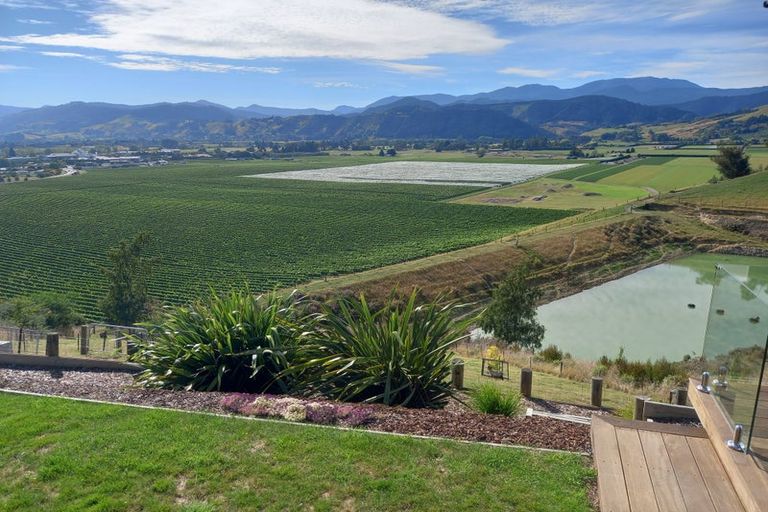 Photo of property in 43 Katania Heights, Brightwater, 7022