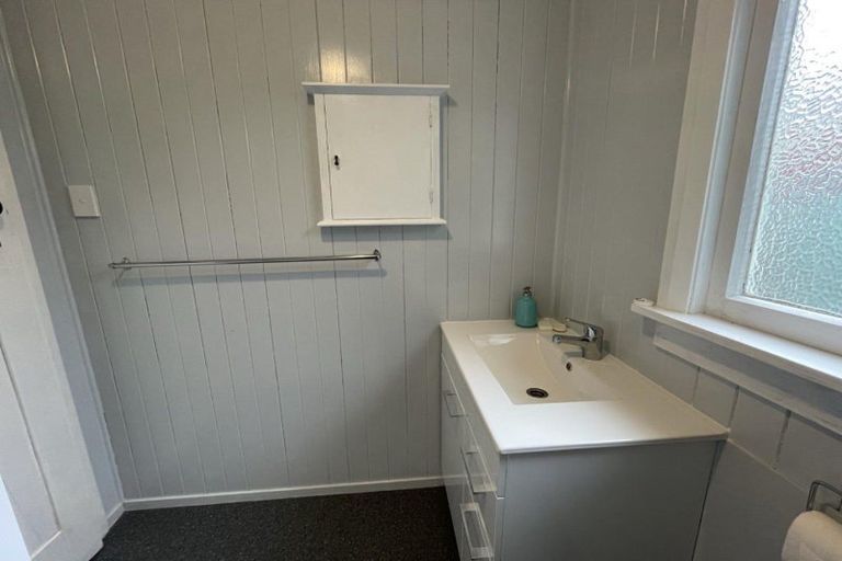 Photo of property in 76 Moana Street, Whanganui East, Whanganui, 4500