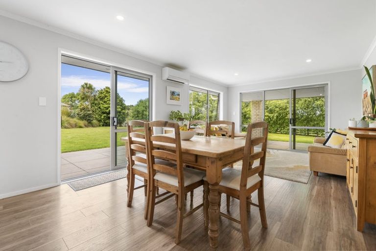Photo of property in 17 Downer Access Road, Kaukapakapa, 0873