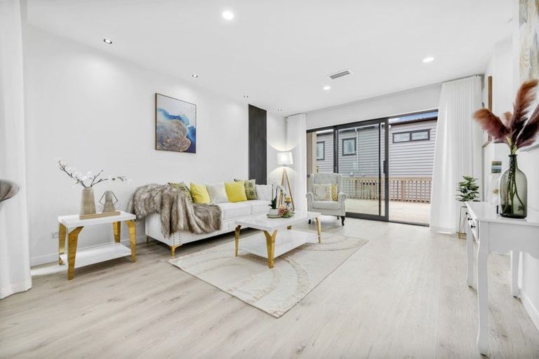 Photo of property in 4 Sagitta Drive, Flat Bush, Auckland, 2019