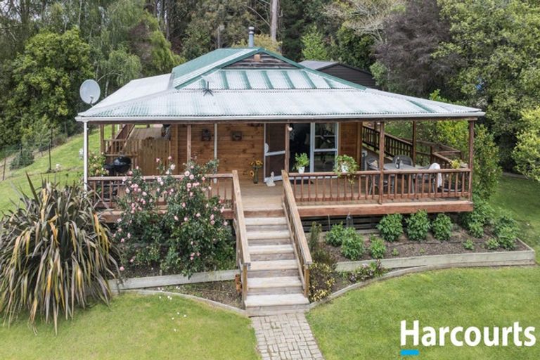 Photo of property in 40 Eggers Road, Upper Moutere, 7173