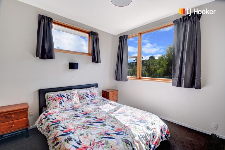 Photo of property in 7 Kinmont Crescent, Kinmont Park, Mosgiel, 9024