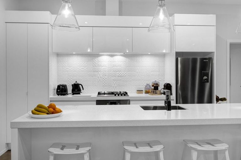 Photo of property in 17 Victoria Street, Hawera, 4610