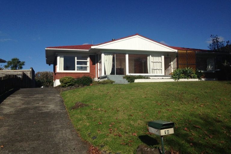 Photo of property in 18 Wells Road, Bucklands Beach, Auckland, 2012