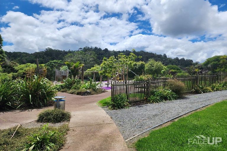 Photo of property in 2/221 Manuka Road, Bayview, Auckland, 0629