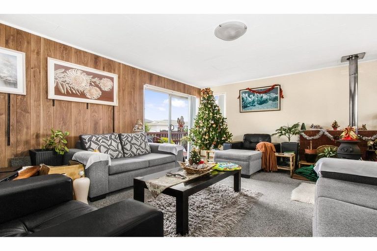 Photo of property in 6 Narada Place, Papatoetoe, Auckland, 2025