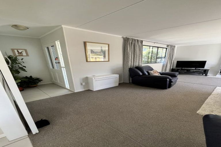 Photo of property in 4 Dove Place, Westbrook, Palmerston North, 4412