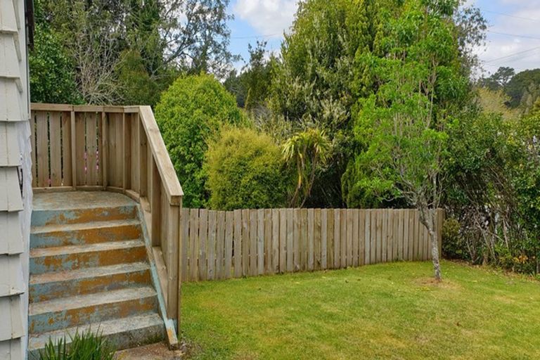 Photo of property in 2048 Paparoa Valley Road, Paparoa, 0571