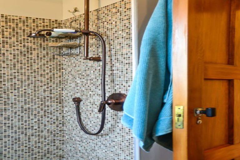 Photo of property in 63 Jellicoe Drive, Hamilton East, Hamilton, 3216