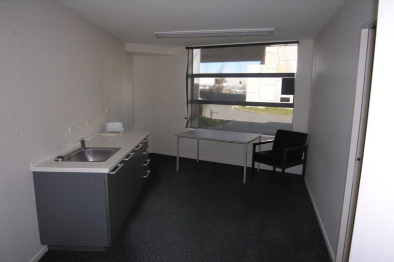 Photo of property in 7 Lowe Street, Belmont, Auckland, 0622