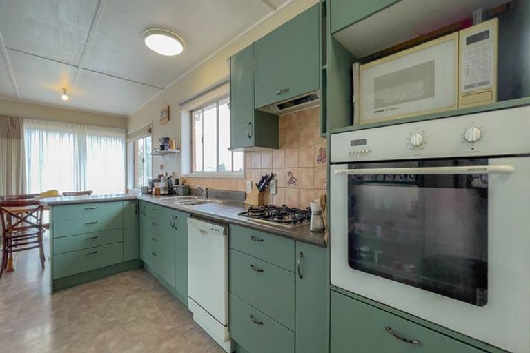 Photo of property in 12 Thornton Street, Putaruru, 3411