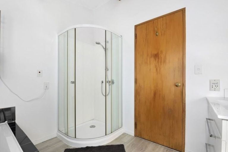 Photo of property in 21 Baltimore Crescent, Totara Park, Upper Hutt, 5018