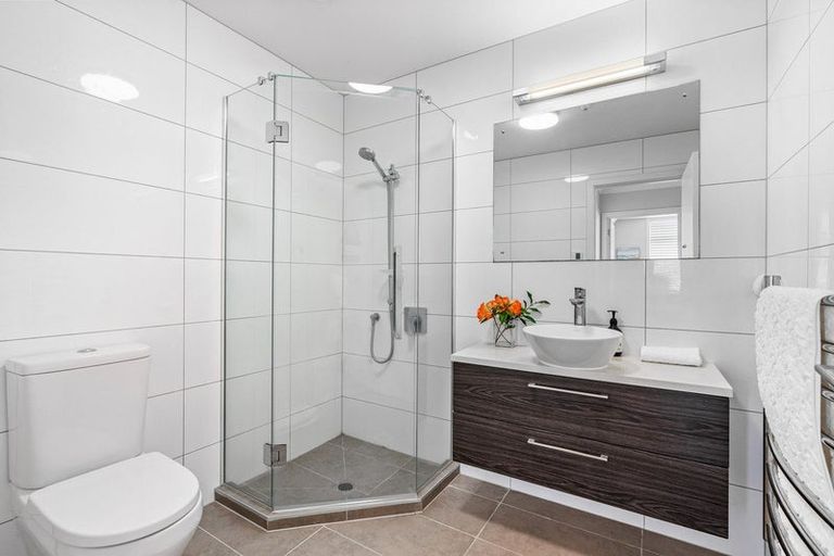 Photo of property in 58 Rewa Rewa Lane, Orewa, 0931