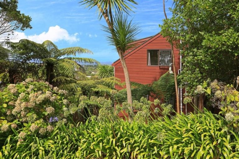 Photo of property in 23 Darcy Place, Massey, Auckland, 0614