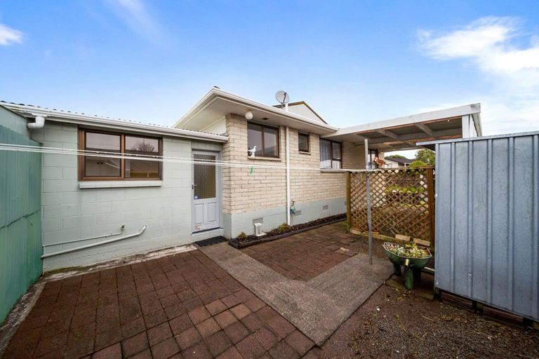 Photo of property in 1a Tuahu Place, Waitara, 4320