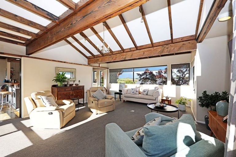 Photo of property in 11 Leven Street, South Hill, Oamaru, 9400