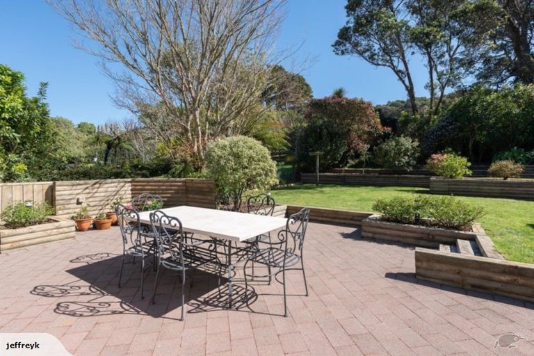 Photo of property in 52 Homewood Avenue, Karori, Wellington, 6012