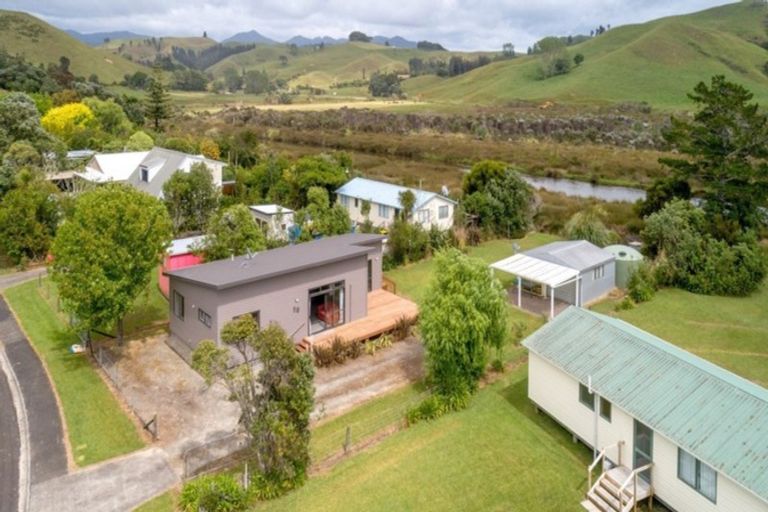 Photo of property in 30 Marlin Place, Whiritoa, Whangamata, 3691