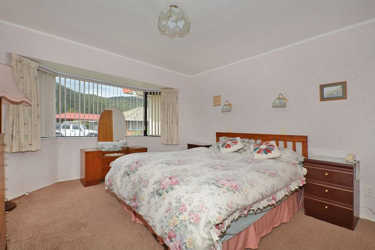 Photo of property in 11 Wordsworth Place, Stoke, Nelson, 7011