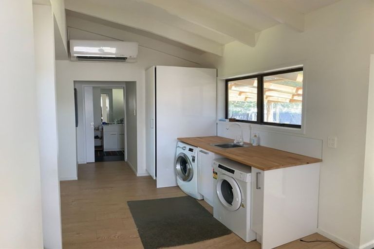 Photo of property in 2/42 Mirrabooka Avenue, Botany Downs, Auckland, 2010