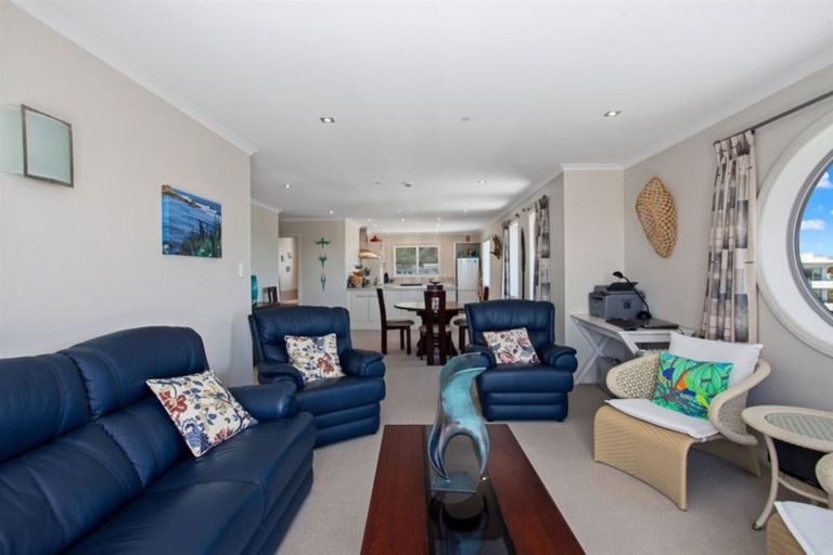 Photo of property in White Isle Apartments, 13/23 Quay Street, Whakatane, 3120