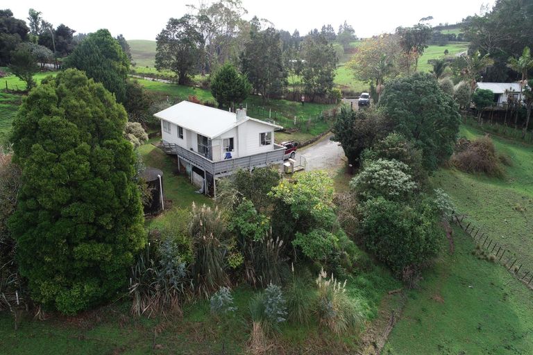 Photo of property in 15 Fosters Road, Mangonui, 0494