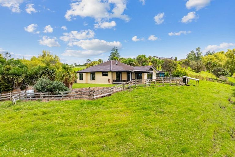 Photo of property in 5 Judd Road, Maungaturoto, 0520